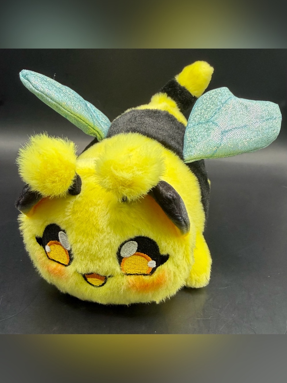 Aphmau- Limited Edition, Safari Yellow Bee Plush Toy with Sparkle Wings